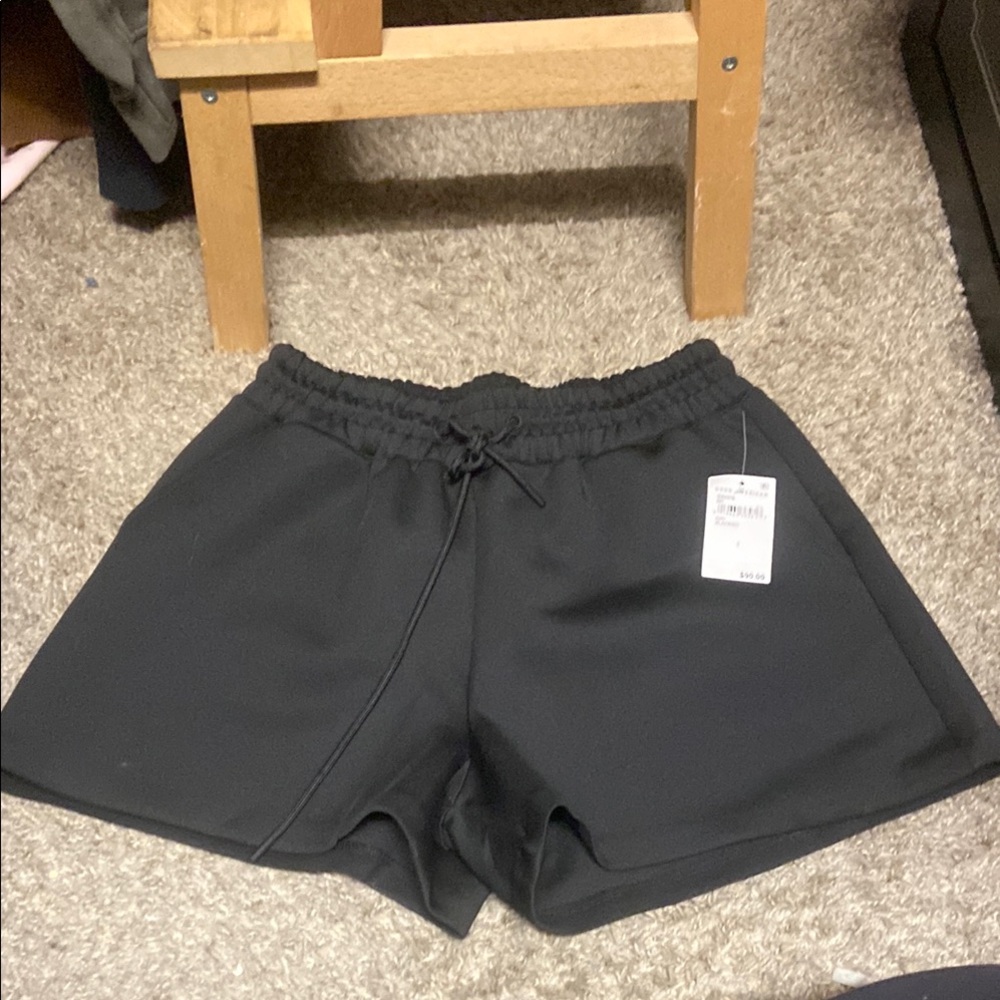 Good American Black Athletic Shorts with Elastic Waistband